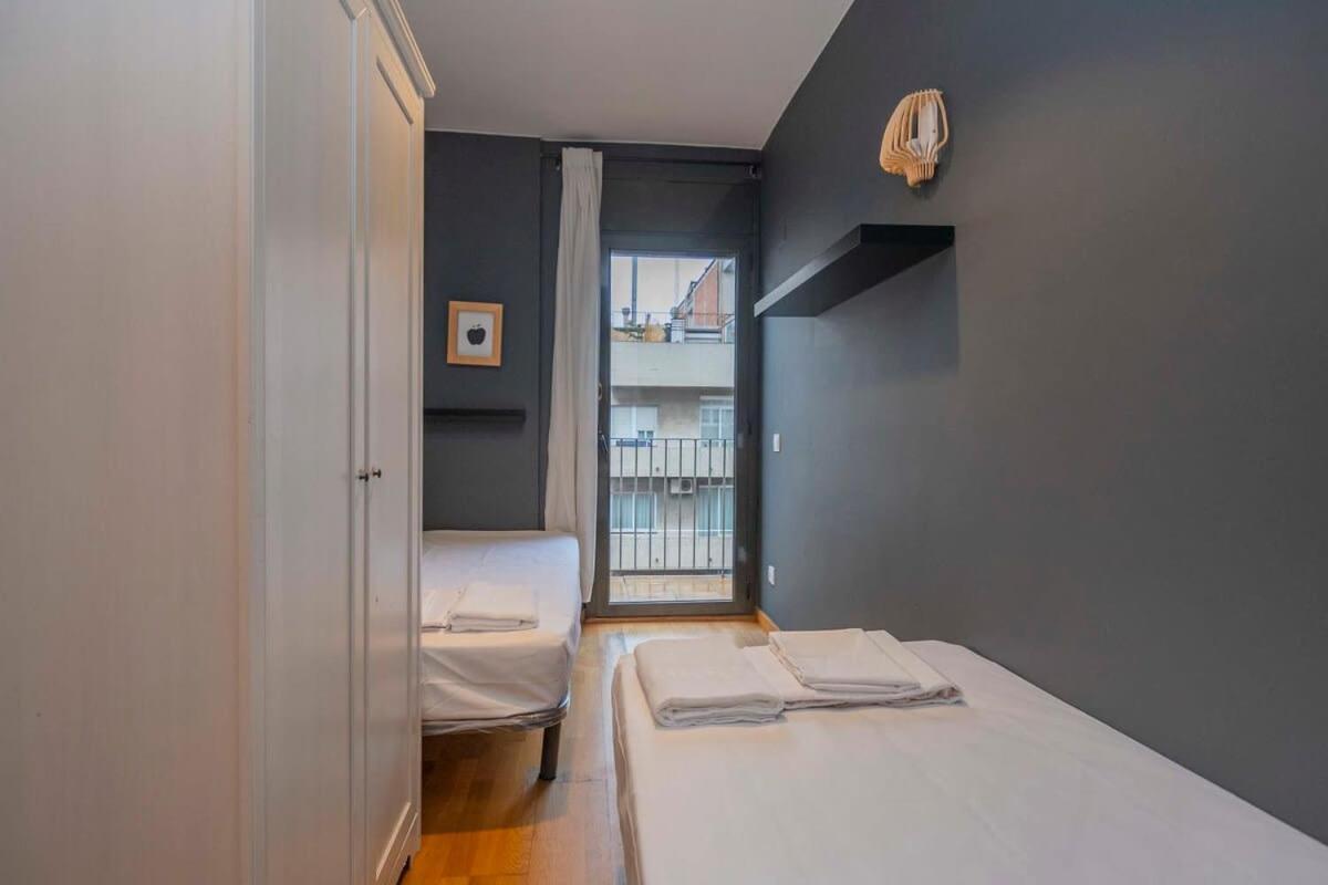 2 Bedroom Duplex Apartment With Balcony 4-3 Barcelona Eksteriør bilde