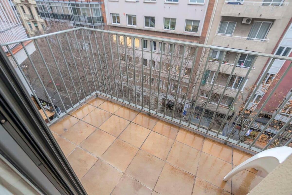 2 Bedroom Duplex Apartment With Balcony 4-3 Barcelona Eksteriør bilde