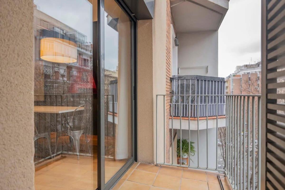2 Bedroom Duplex Apartment With Balcony 4-3 Barcelona Eksteriør bilde