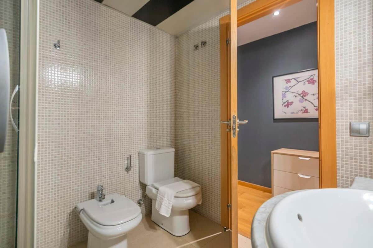 2 Bedroom Duplex Apartment With Balcony 4-3 Barcelona Eksteriør bilde