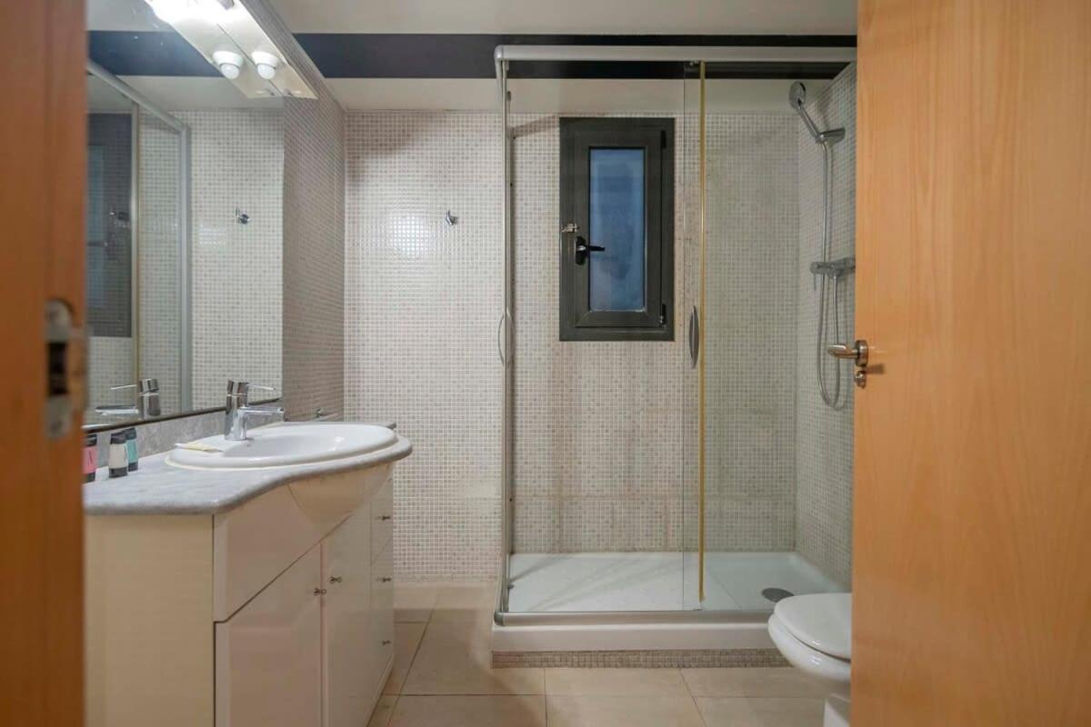 2 Bedroom Duplex Apartment With Balcony 4-3 Barcelona Eksteriør bilde