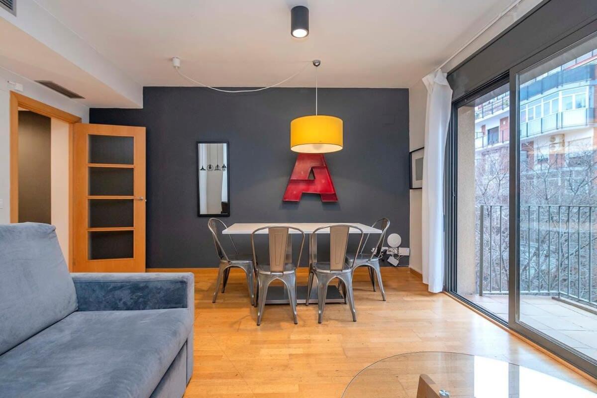2 Bedroom Duplex Apartment With Balcony 4-3 Barcelona Eksteriør bilde